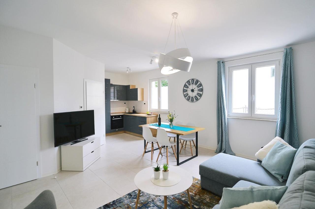 Opatija Sunshine Apartment Exterior photo